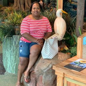 Meet your Posher, Lashonda